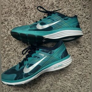 Nike Dual Fusion Running Shoes